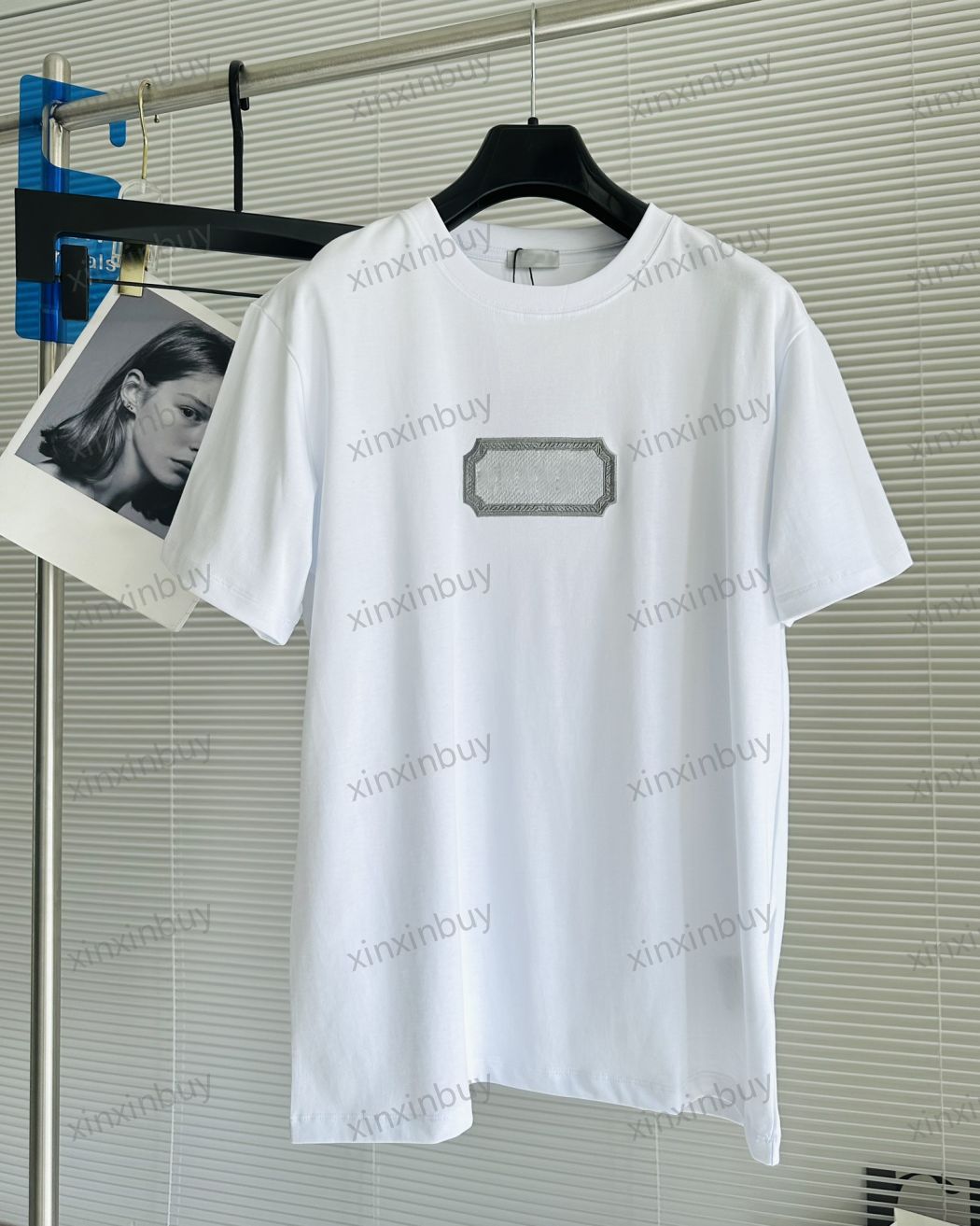 xinxinbuy Men designer Tee t shirt 23ss Milan Letter embroidery label short sleeve cotton women white black XS-2XL
xinxinbuy Men designer Tee t shirt 23ss Milan Letter embroidery label short sleeve cotton women white black XS-2XL