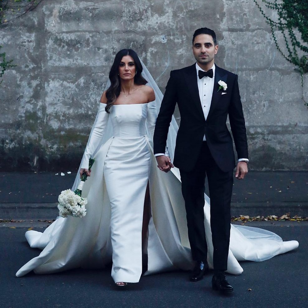 Charming Mermaid Wedding Dresses Side Split Bridal Gowns Off The Shoulder Neckline With Detachable Train Satin Plus Size Vestido De Novia