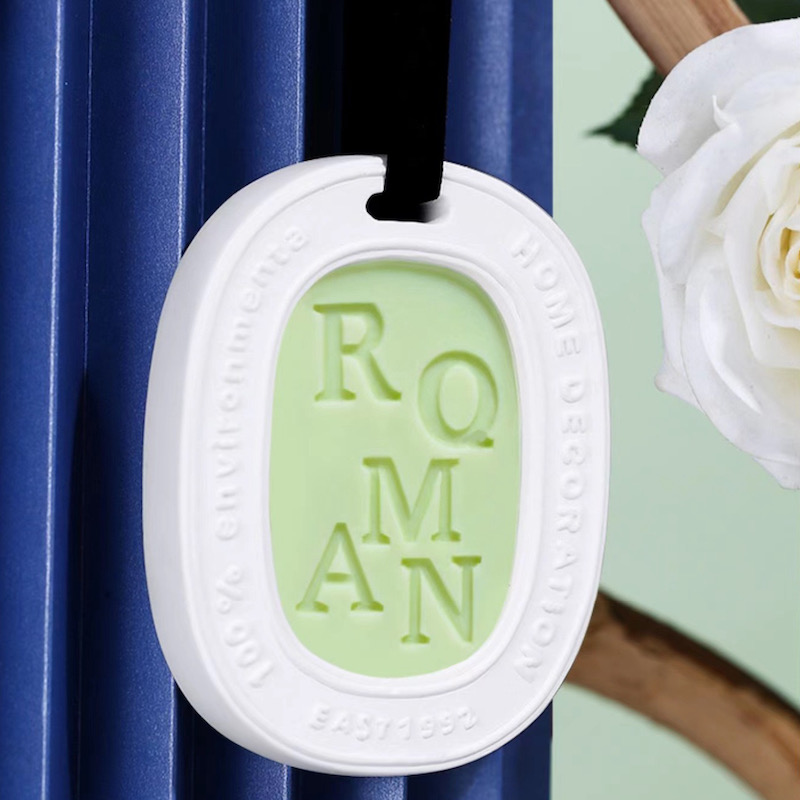 Luxury Fashion perfume Home Air Freshener Incense Solid Deodorant With Hanger Lanyard Wholesale Car Perfume Diffuser Aromatherapy Y260131