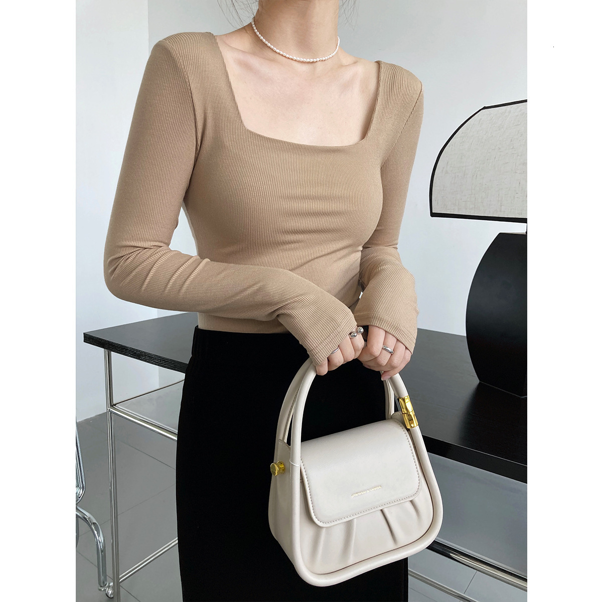 Women's Knits Tees Long-sleeved square-neck t-shirt women's slim-fit exposed collarbone low-neck short top bottoming shirt 230222