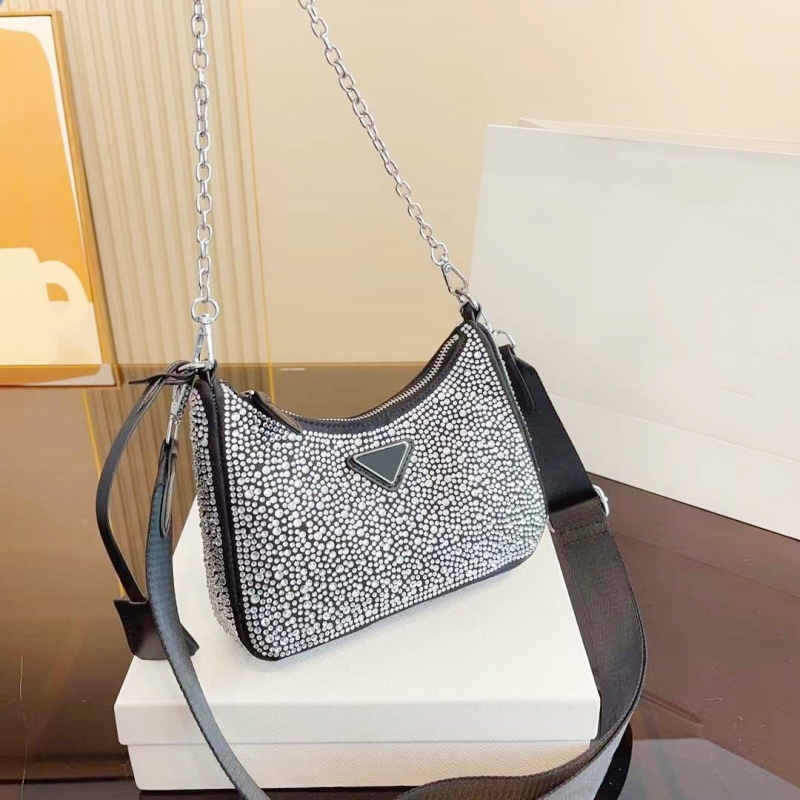Glittering Diamond Bags designer bag Beading Rhinestone Hobo Handbags crossbody shoulder chain bag small handbag purse totes Triangle 5A 2023