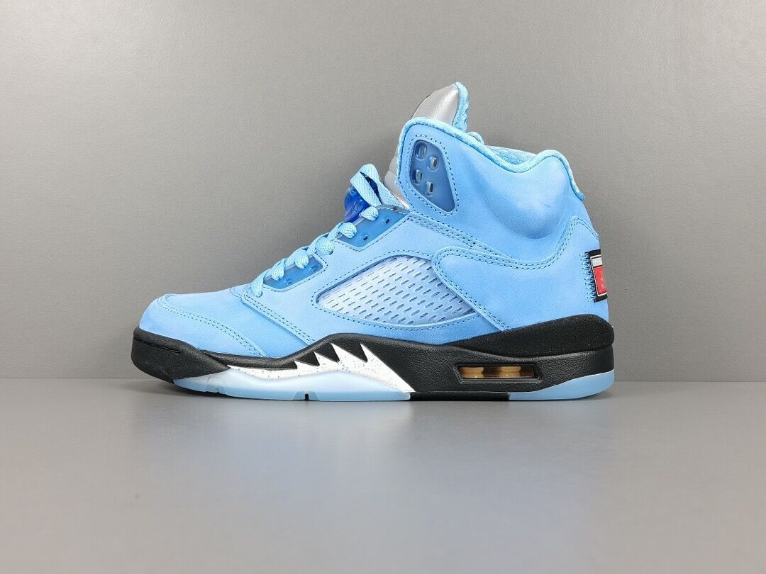 New Arrived Mens 5s Basketball Shoes Shops Jumpman 5 V UNC University Blue Black White 2023 Outdoor Sportswear Best Designer Sneakers
New Arrived Mens 5s Basketball Shoes Shops Jumpman 5 V UNC University Blue Black White 2023 Outdoor Sportswear Best Designer Sneakers