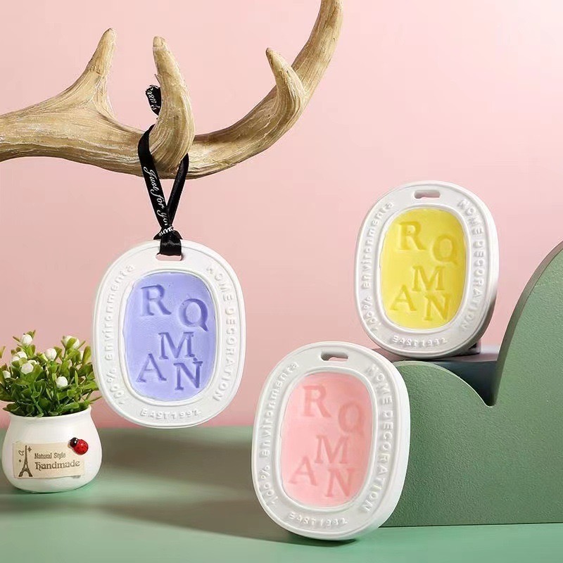 Luxury Fashion perfume Home Air Freshener Incense Solid Deodorant With Hanger Lanyard Wholesale Car Perfume Diffuser Aromatherapy Y260131