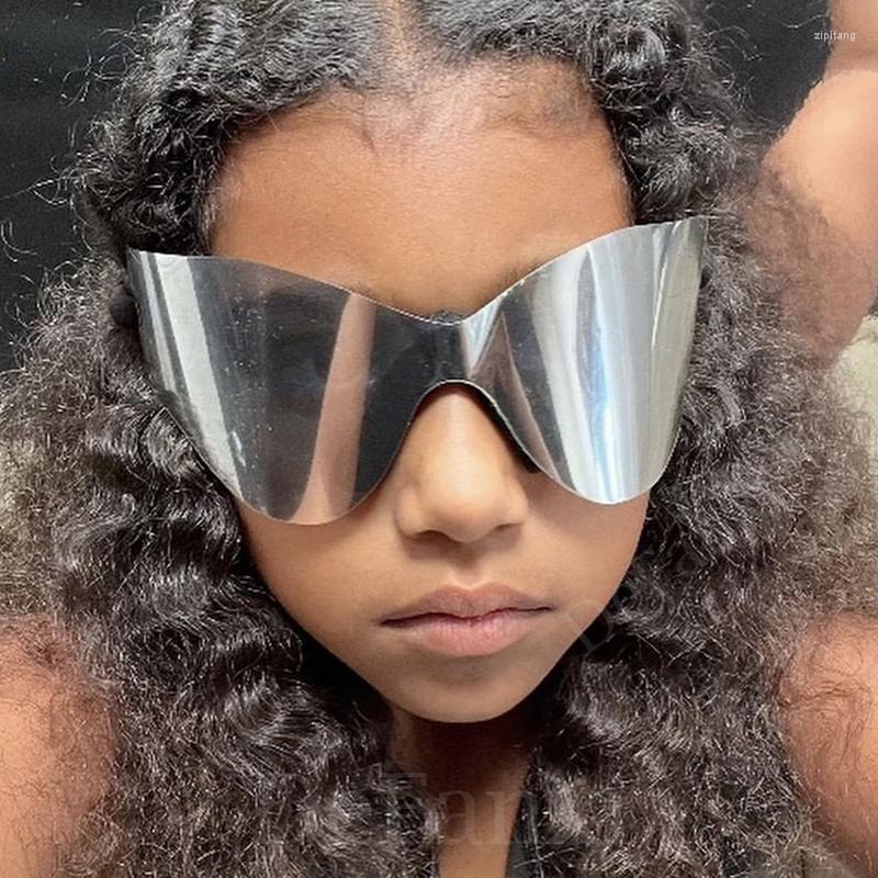 Sunglasses Fashion Rimless Mask Butterfly Women Men Futuristic Y2K One Piece Sun Glasses Oversized Silver Goggles
Sunglasses Fashion Rimless Mask Butterfly Women Men Futuristic Y2K One Piece Sun Glasses Oversized Silver Goggles