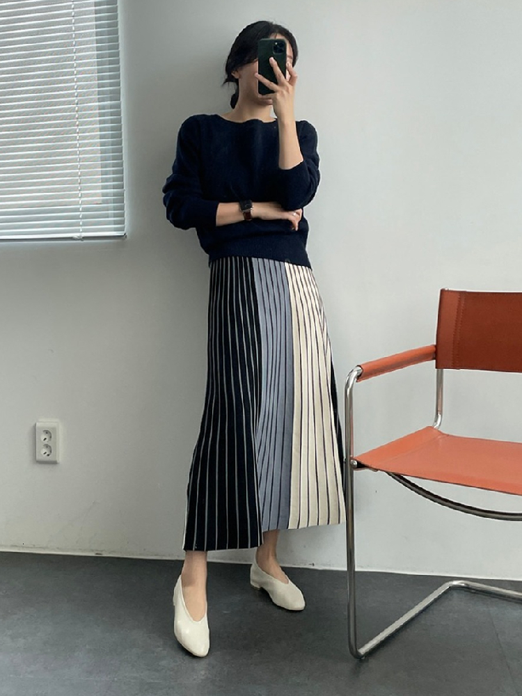Casual Dresses Autumn Winter Knitting Skirt High Waist Long Pencil Skirt Women Knitted Casual Vintage Maxi Skirt Vintage Warm Thick Midi Stripe 230222