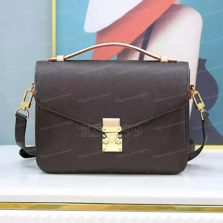 Women Evening Bags Luxurys Designer Bags Handbag Handbags Lady Messenger Bag Fashion Shoulder Bag Luxury Crossbody Tote Wallet With Dust Bag KS6899, Embossing black
Women Evening Bags Luxurys Designer Bags Handbag Handbags Lady Messenger Bag Fashion Shoulder Bag Luxury Crossbody Tote Wallet With Dust Bag KS6899, Embossing black