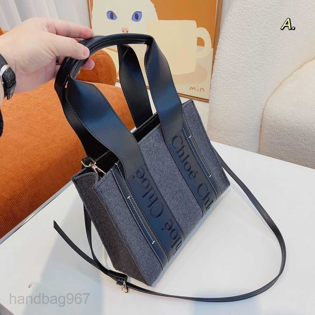 2023 Hands outlet Woody Designer Bag Tote Bags Totes Fashion Shopping Chioe Cloe High Beauty Foreign Style Women Handbag Shoulder School Mommy 1R5L, Dark blue 26cm
2023 Hands outlet Woody Designer Bag Tote Bags Totes Fashion Shopping Chioe Cloe High Beauty Foreign Style Women Handbag Shoulder School Mommy 1R5L, Dark blue 26cm