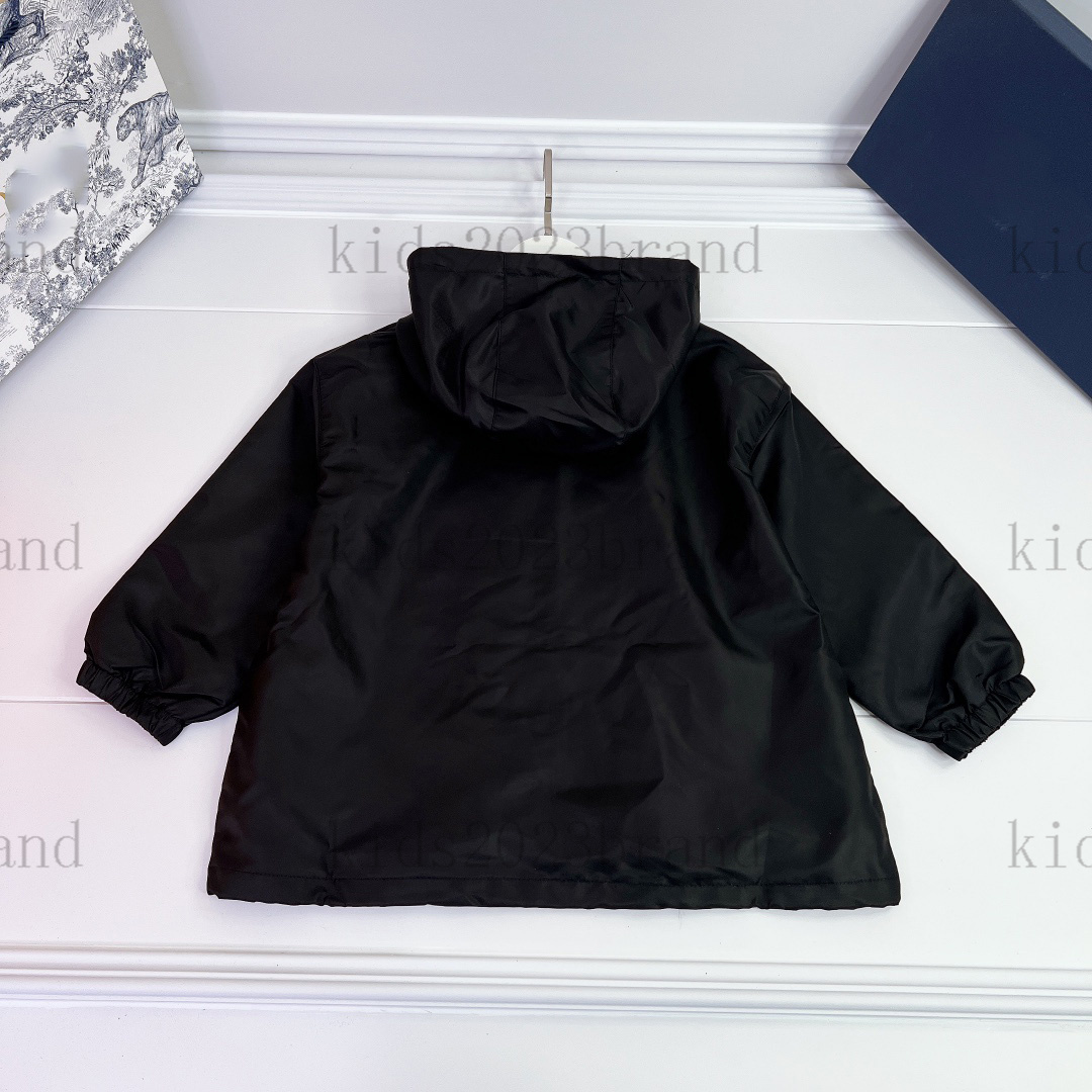 kids designer hooded jackets 2023 spring black girl sun protection boys outwear high end children custom made coats paneled webbing trench coat windbreaker jackets, 1#
kids designer hooded jackets 2023 spring black girl sun protection boys outwear high end children custom made coats paneled webbing trench coat windbreaker jackets, 1#