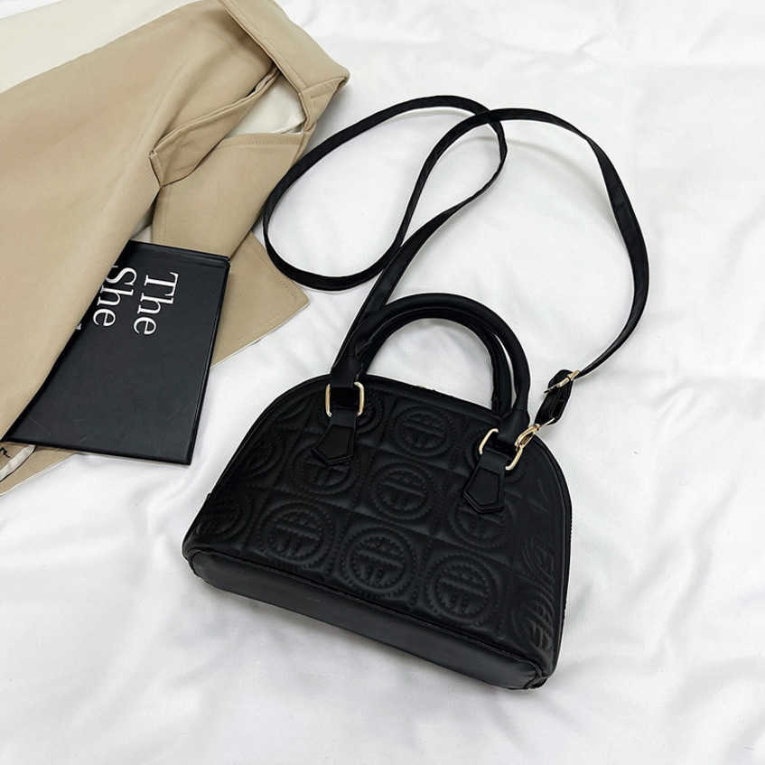 2023 New Shoulder Bags 59%off women single shoulder messenger small design portable bag Lady Casual Cross-Body Handbags Fasctory sale, White
2023 New Shoulder Bags 59%off women single shoulder messenger small design portable bag Lady Casual Cross-Body Handbags Fasctory sale, White