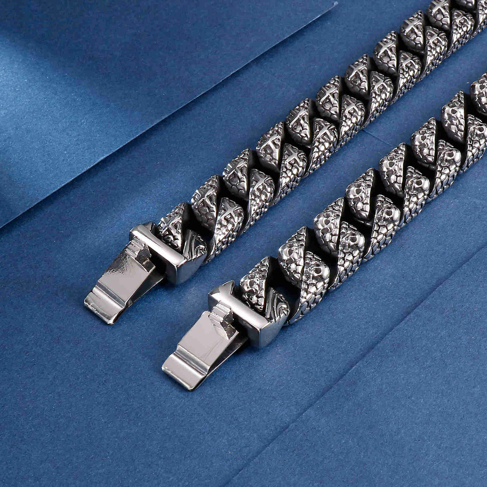 Link Chain Stainless Steel Serpentine Ghost Skull Cuban Curb Link Chain Bracelet For Men Male Hollywood Gift G230222