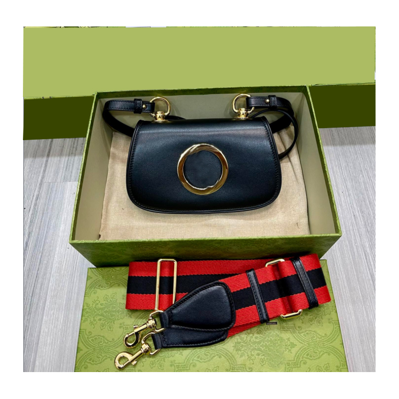 23ss Luxurys Designers bag Embossing flower pochette Women Handbag Messenger Bags Genuine Leather METIS Elegant Womens Shoulder Crossbody Bag 698643, Box
23ss Luxurys Designers bag Embossing flower pochette Women Handbag Messenger Bags Genuine Leather METIS Elegant Womens Shoulder Crossbody Bag 698643, Box