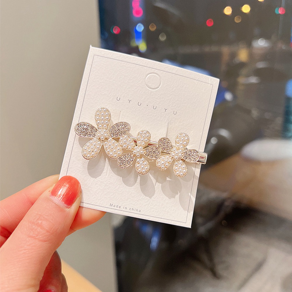 Shimmer Rhinestone Ribbon Metal Hairpin Three Flowers Grab Hair Claw Girls Hair Clip Shark Headdress Hair Accessories 1706