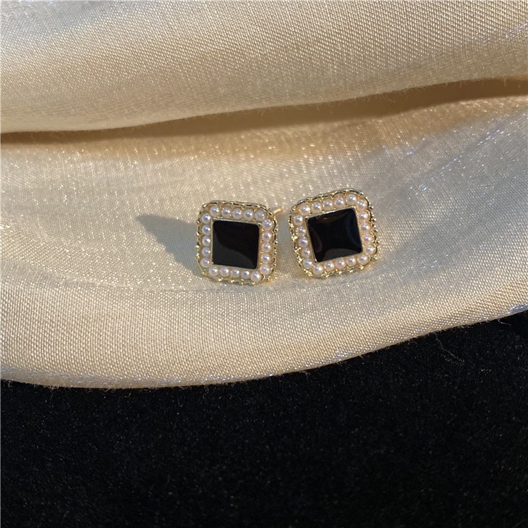 fashion jewelry small diamond stud earrings heart Earrings Designer for Women vivian westwood pearl earring stainless steel orecchini luxury jewellery hb_jewelry
fashion jewelry small diamond stud earrings heart Earrings Designer for Women vivian westwood pearl earring stainless steel orecchini luxury jewellery hb_jewelry