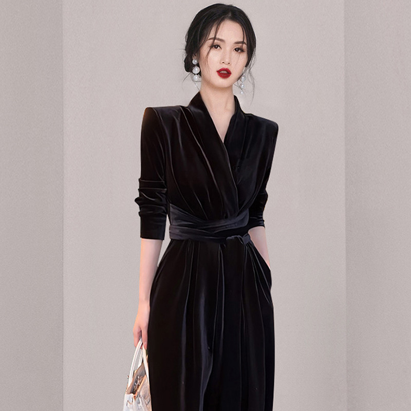 Women's Jumpsuits Rompers JSXDHK Runway Elegant Autumn Winter Velvet Jumpsuit For Women V Neck High Waist Long Sleeve Lace Up Belt Wide Leg Rompe