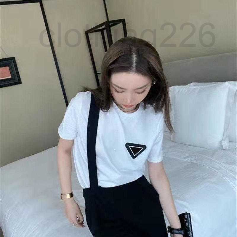 designer Fashion Women T Shirts With Letter Budge Summer Breathable Tees Outwear Tops Unisex Tshirts Classical Short Sleeves B09W, White
designer Fashion Women T Shirts With Letter Budge Summer Breathable Tees Outwear Tops Unisex Tshirts Classical Short Sleeves B09W, White