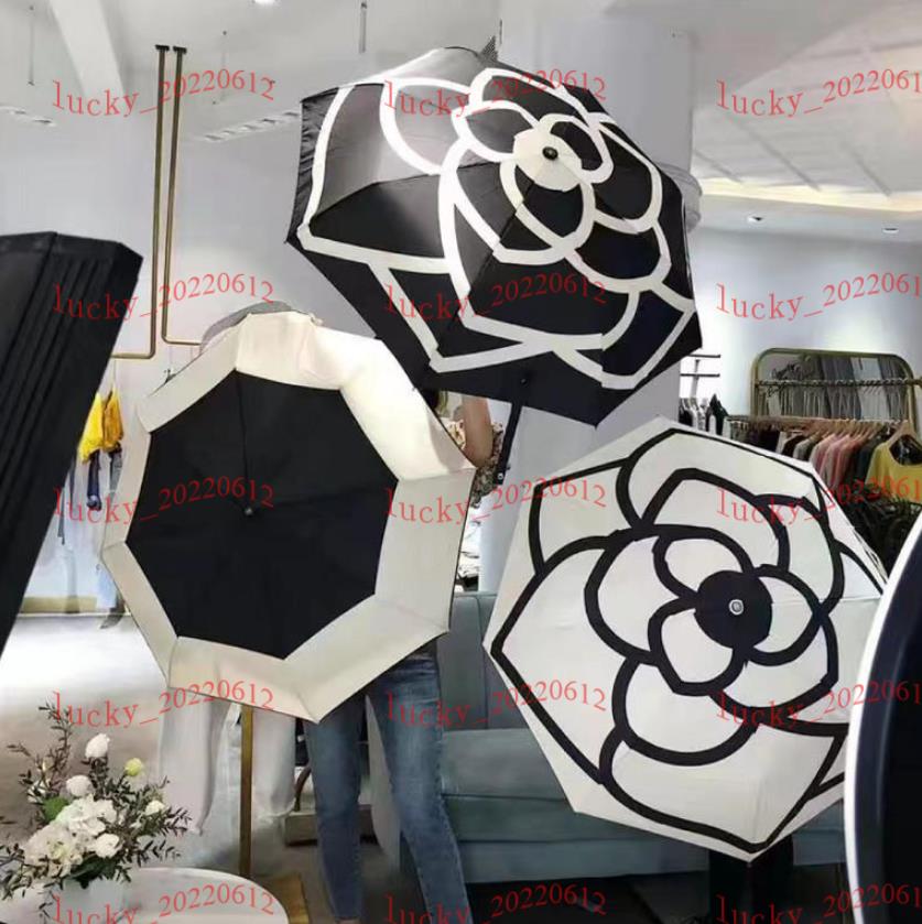 2023 Elegant Umbrella designer Luxury Logo Parasol Woman Outdoor Anti UV Umbrellas classics camellia pattern sandy beach Umbrella With chain bag and Box 2C-30625
2023 Elegant Umbrella designer Luxury Logo Parasol Woman Outdoor Anti UV Umbrellas classics camellia pattern sandy beach Umbrella With chain bag and Box 2C-30625
