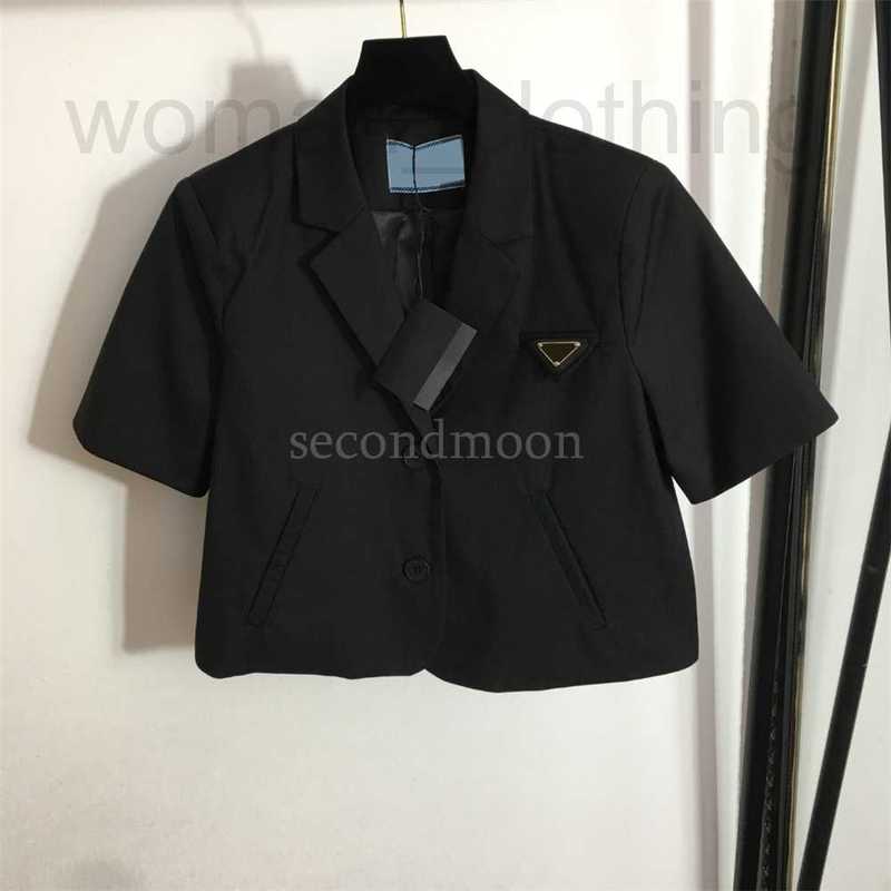 designer Triangle Badge Designer Jackets Women Fashion Short Jacket Single Breasted Sleeve Coat for Woman S4RL, Black
designer Triangle Badge Designer Jackets Women Fashion Short Jacket Single Breasted Sleeve Coat for Woman S4RL, Black
