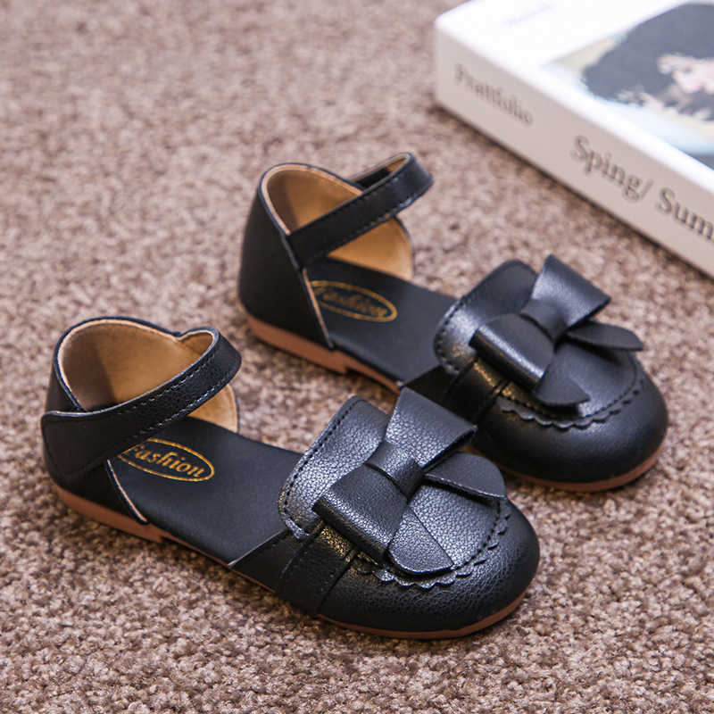 Sandals 2022 Summer New Baby Girl Korean Version Little Princess Soft Bottom Covered Toes Children's Fashion Sandals Bow PU Solid Black G230221
