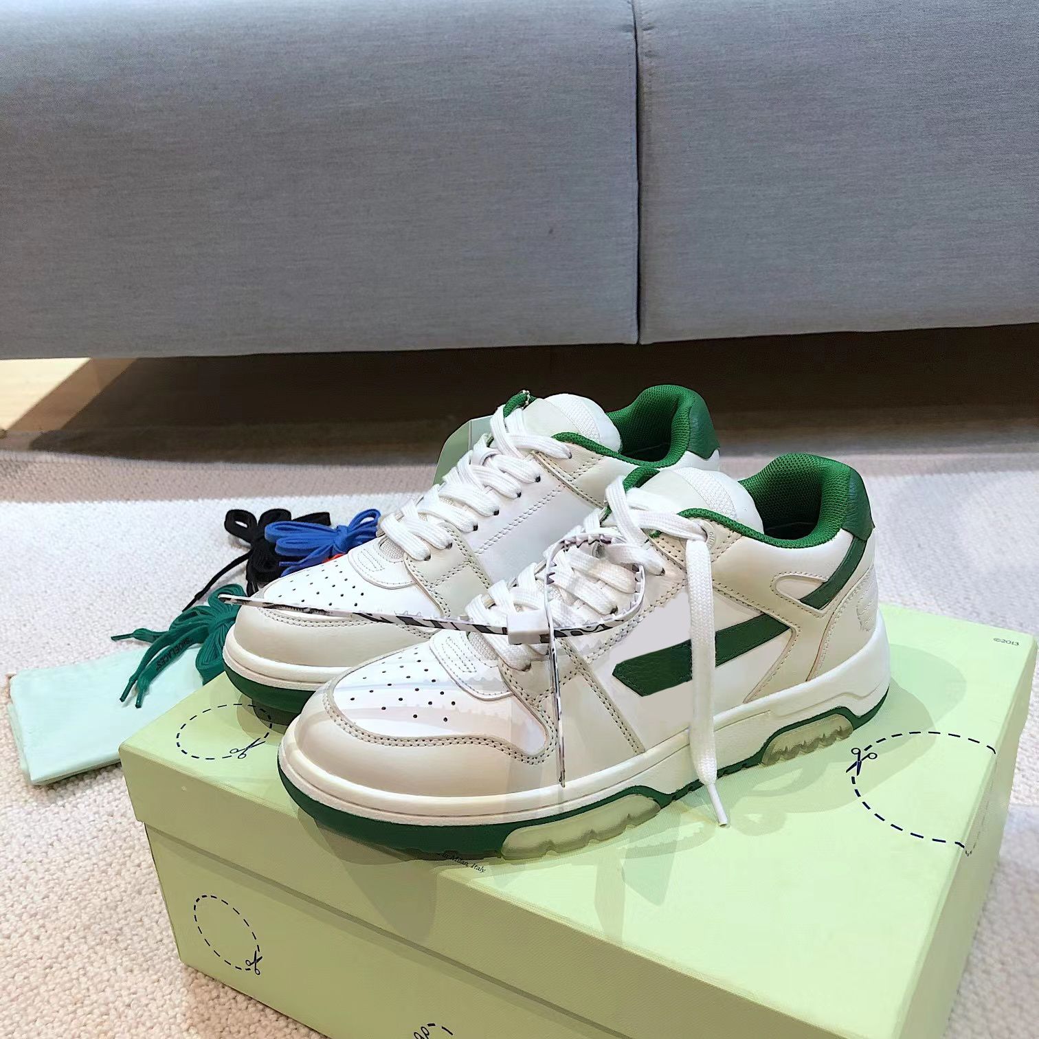 2023 bapestas bapesta Out Of Office Platform Board Shoe white Low Lace-up arrow trainer Low top Mint green OFF Chunky Sneaker skateboard Women Men Casual Shoes With box