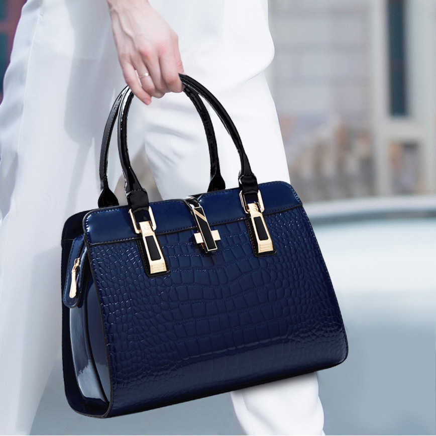 1pcs Bags For Women 49%off women's handbag large capacity mother's bag single shoulder Messenger Handbags Female Fashion, Royal blue large
1pcs Bags For Women 49%off women's handbag large capacity mother's bag single shoulder Messenger Handbags Female Fashion, Royal blue large
