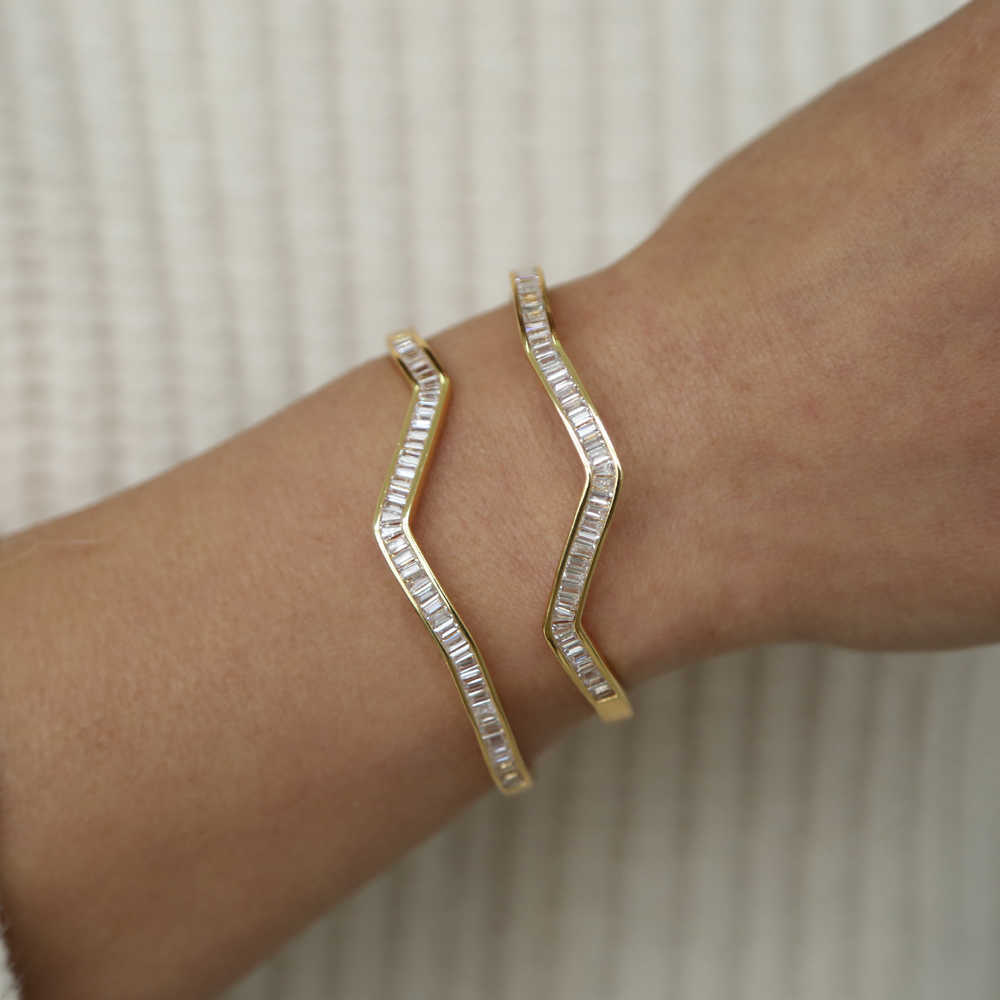 Link Chain High Quality Simple Wave Bangle Bracelet 56-58mm Gold Filled Punk Trendy Cuff Bangles For Women Female Pave White Cz NEW G230222