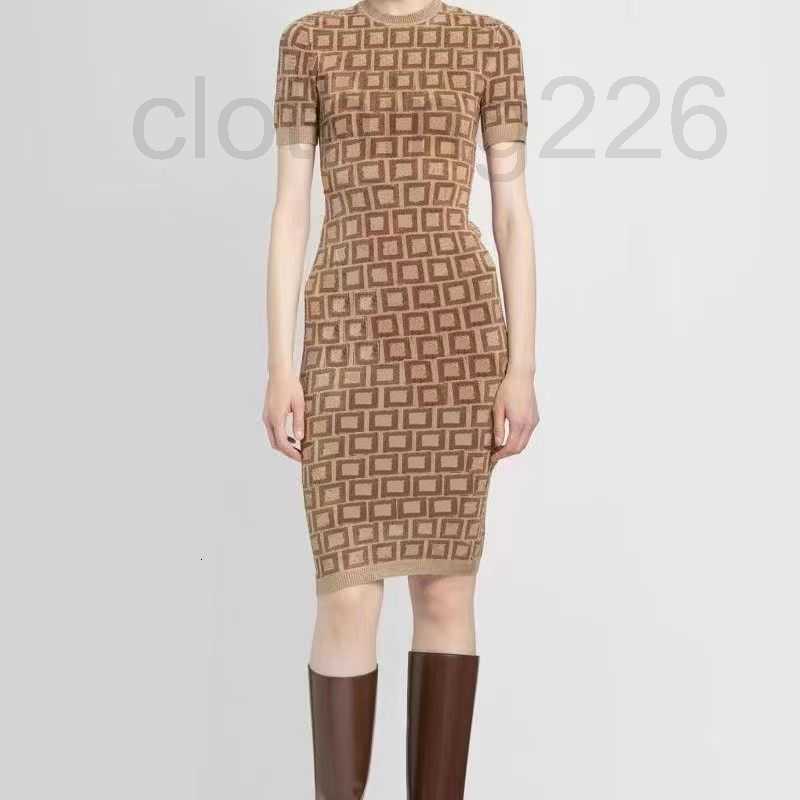 designer Designer Dress Women Casual Knitted Dresses Classic Vintage Knit Skirt Fashion Letter Womens Pattern Clothing 2P1O, Blue
designer Designer Dress Women Casual Knitted Dresses Classic Vintage Knit Skirt Fashion Letter Womens Pattern Clothing 2P1O, Blue
