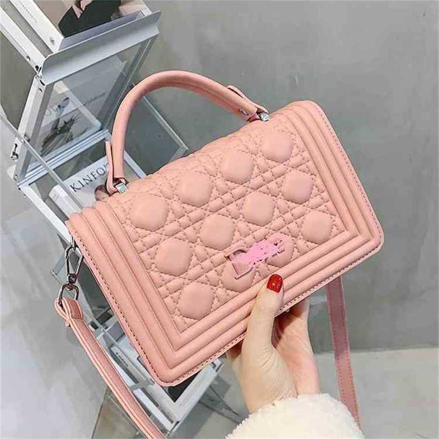 42% OFF handbag 2023 Fashion women's bag leather quality Handbag this Lingge red shoulder embroidered thread style portable diagonal small square Bag, Beige10
42% OFF handbag 2023 Fashion women's bag leather quality Handbag this Lingge red shoulder embroidered thread style portable diagonal small square Bag, Beige10
