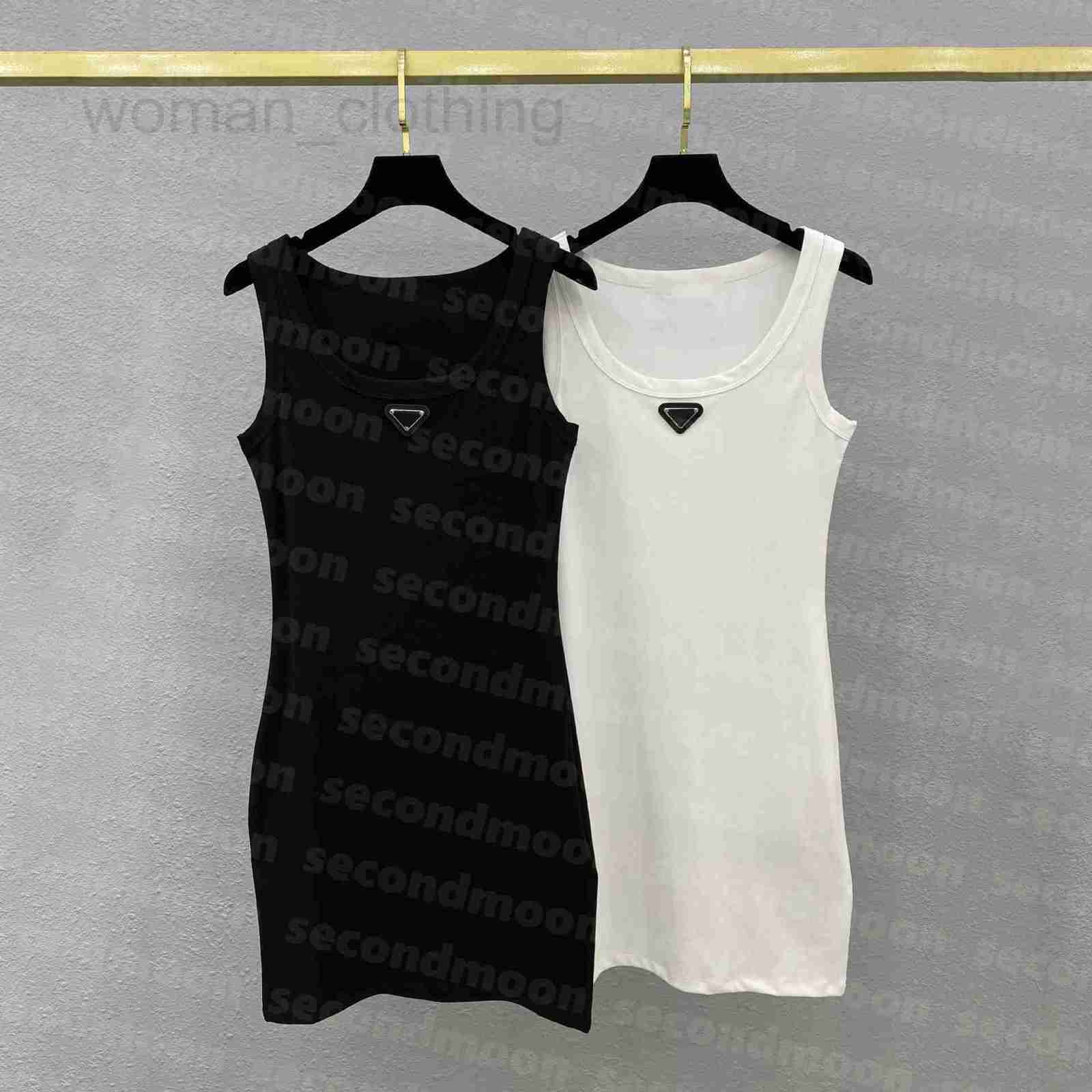 designer Women Casual Sling Dress Designer Knits es Triangle Badge Fashion Sleeveless Knitted Skirts KR2S, Black 
designer Women Casual Sling Dress Designer Knits es Triangle Badge Fashion Sleeveless Knitted Skirts KR2S, Black