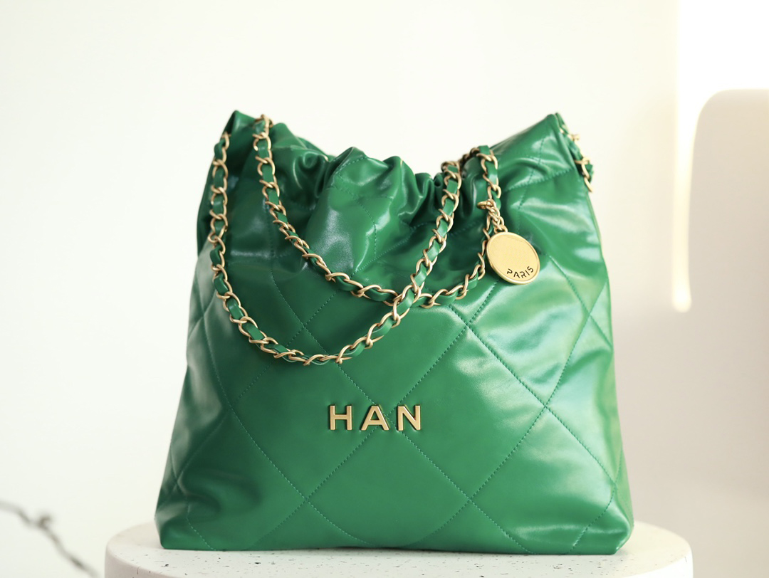 Fashion Bag One Shoulder Bag 22 tote High-quality Diamond Lattice Shopping bag Mother and son bag Woven chain original leather designer brand, Bamboo green/gold
Fashion Bag One Shoulder Bag 22 tote High-quality Diamond Lattice Shopping bag Mother and son bag Woven chain original leather designer brand, Bamboo green/gold