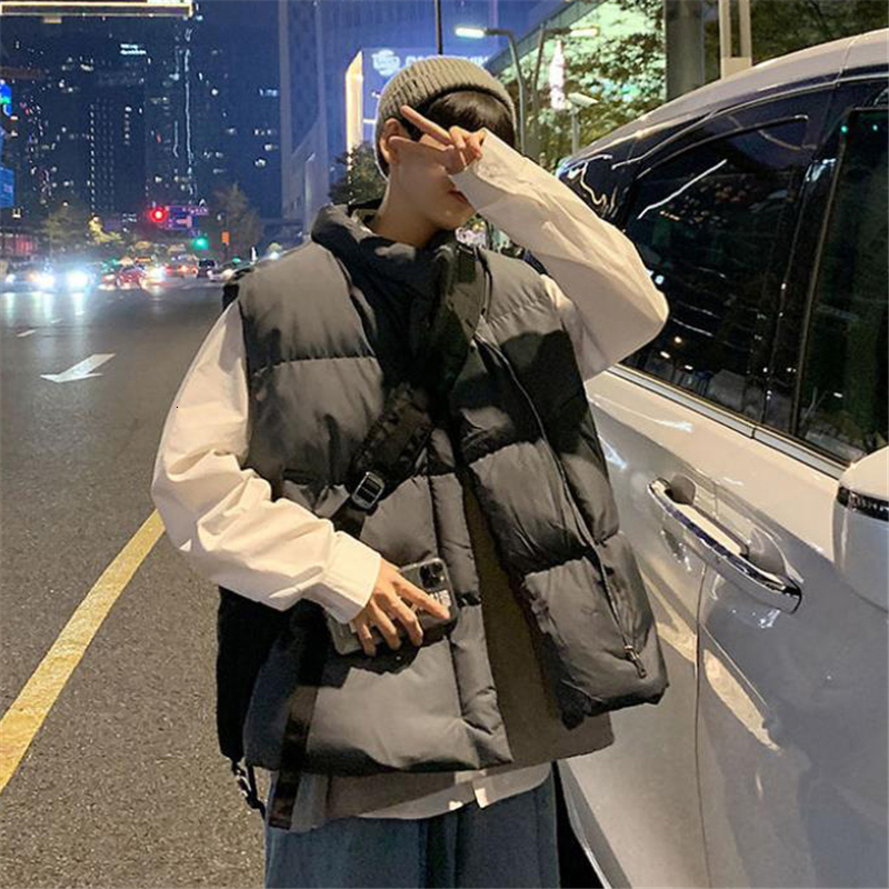 Men's Vests Men Jacket Autumn Winter Fashion Warm Thick Cotton Coats Leisure Streetwear Loose Outerwear Male Sleeveless 230223