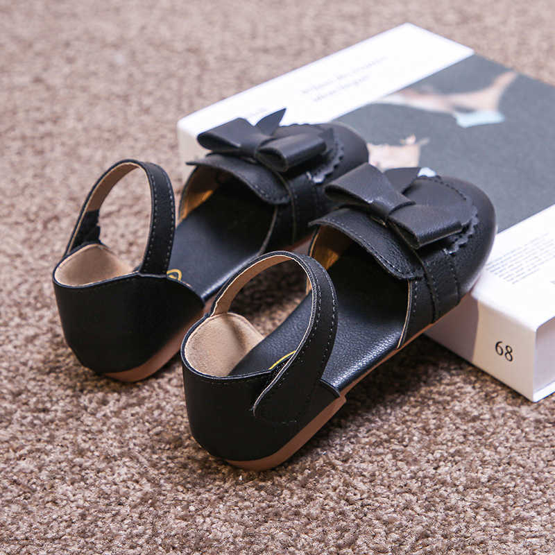 Sandals 2022 Summer New Baby Girl Korean Version Little Princess Soft Bottom Covered Toes Children's Fashion Sandals Bow PU Solid Black G230221
