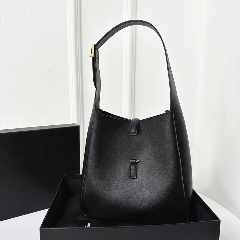 Genuine Leather cassander underarm shopper satchel bag fashion Luxury Designer Women's wallet hobo Crossbody letter Mens purse tote handbag Shoulder clutch bags, Black
Genuine Leather cassander underarm shopper satchel bag fashion Luxury Designer Women's wallet hobo Crossbody letter Mens purse tote handbag Shoulder clutch bags, Black