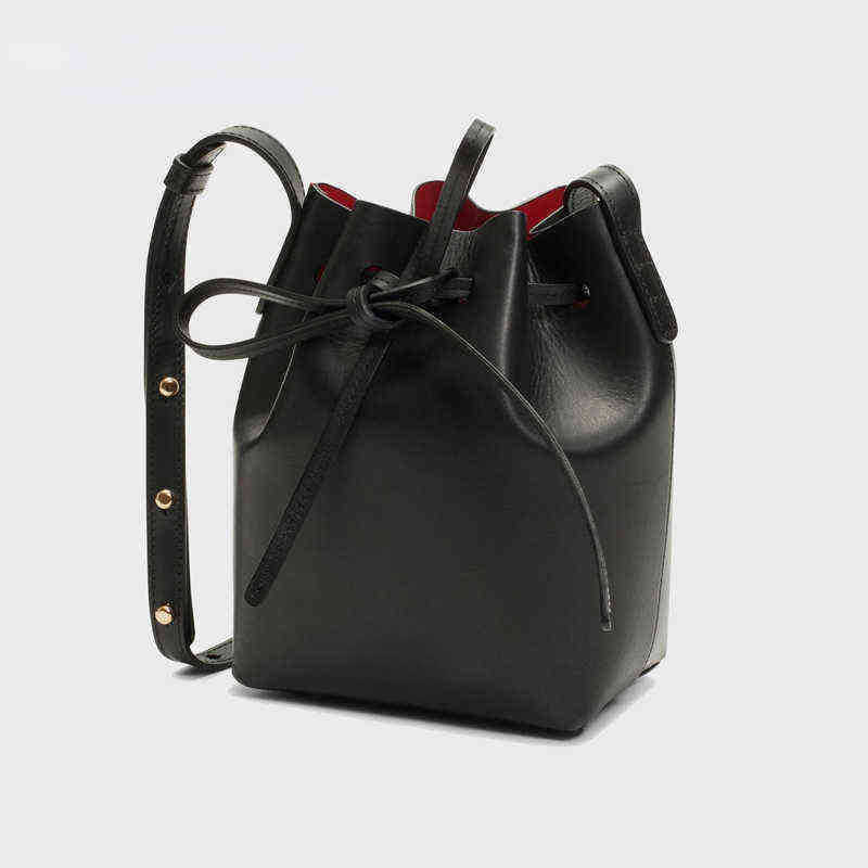 Fashion Bag Tote Ansurstudios Mini Bucket Mansur Women Real Leather Shoulder Gavriel Ladies Crossbody s Small for Girl 220418, Black and red
Fashion Bag Tote Ansurstudios Mini Bucket Mansur Women Real Leather Shoulder Gavriel Ladies Crossbody s Small for Girl 220418, Black and red
