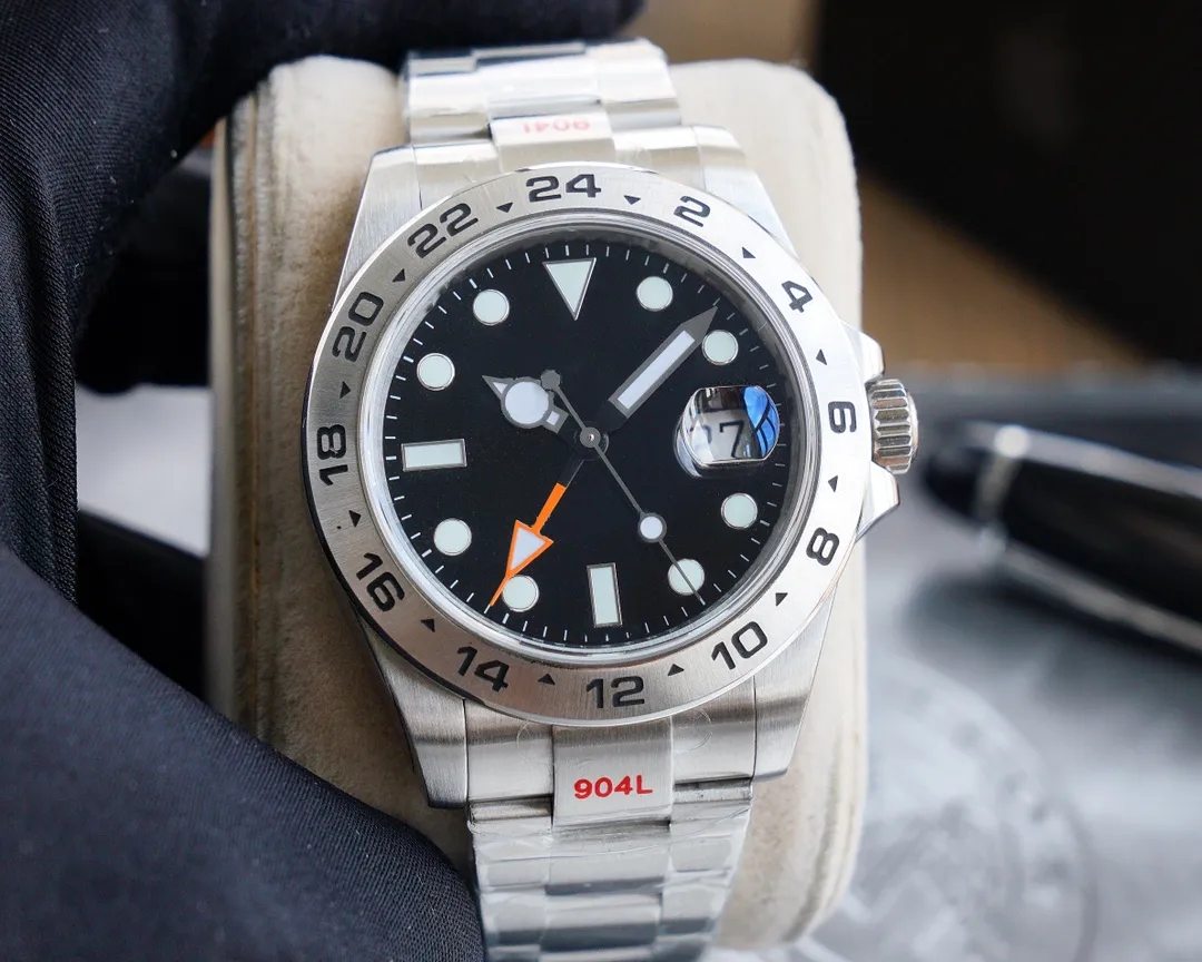 Luxury mens watch silver ceramic 40mm dial automatic 2813 stainless steel automatic calendar sapphire mirror classic luminous waterproof belt box gift wristwatc 8, Style 6 original box+watch
Luxury mens watch silver ceramic 40mm dial automatic 2813 stainless steel automatic calendar sapphire mirror classic luminous waterproof belt box gift wristwatc 8, Style 6 original box+watch