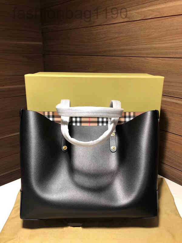 Tote Bags Designer Burbrerys New War Horse New Badge Tote Shopping Single Shoulder Handbag Commuter Women' N72J, Black
Tote Bags Designer Burbrerys New War Horse New Badge Tote Shopping Single Shoulder Handbag Commuter Women' N72J, Black