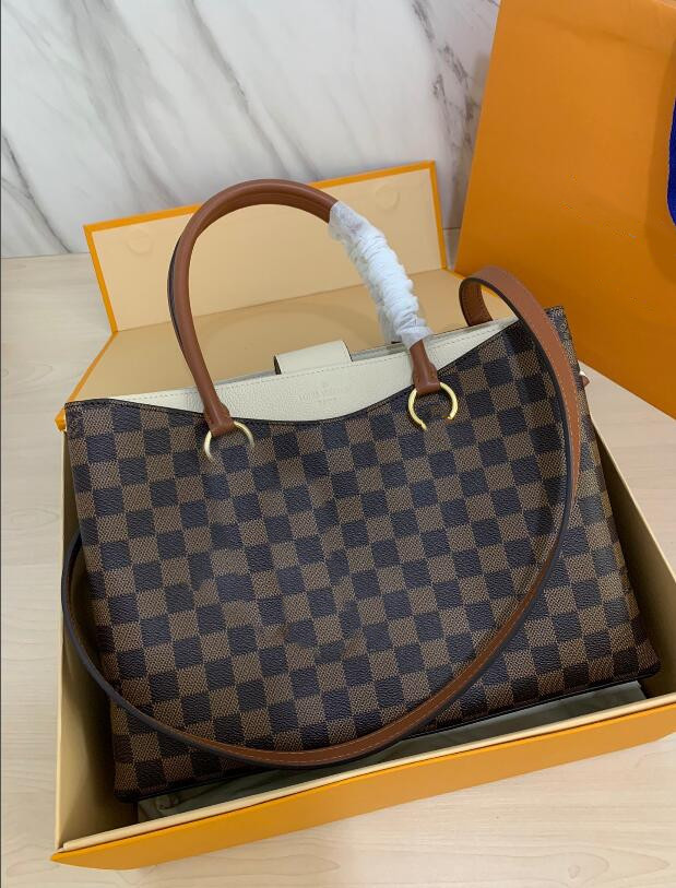 Mirror quality Designer Tote Bag MM 36CM Women Composite Bags Luxurious Shopping Bags Genuine Leather Shoulder Handbags
Mirror quality Designer Tote Bag MM 36CM Women Composite Bags Luxurious Shopping Bags Genuine Leather Shoulder Handbags