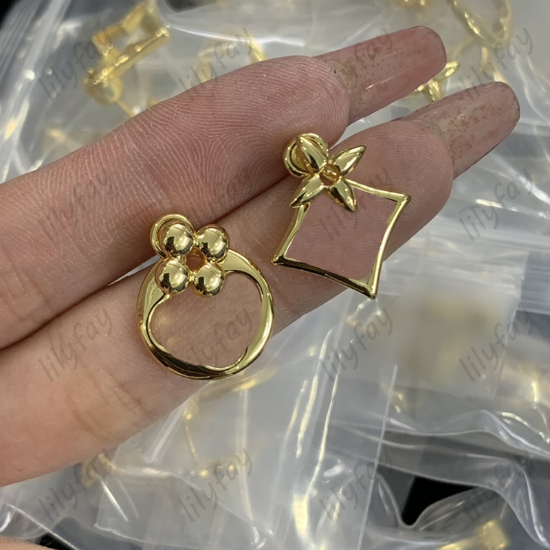 Designer Jewelry Womens Wedding Studs Fashion Diamond Pendent Earrings For Women Gold Flowers Earring Luxury Love Stud Hoops Studs Gifts Top
Designer Jewelry Womens Wedding Studs Fashion Diamond Pendent Earrings For Women Gold Flowers Earring Luxury Love Stud Hoops Studs Gifts Top