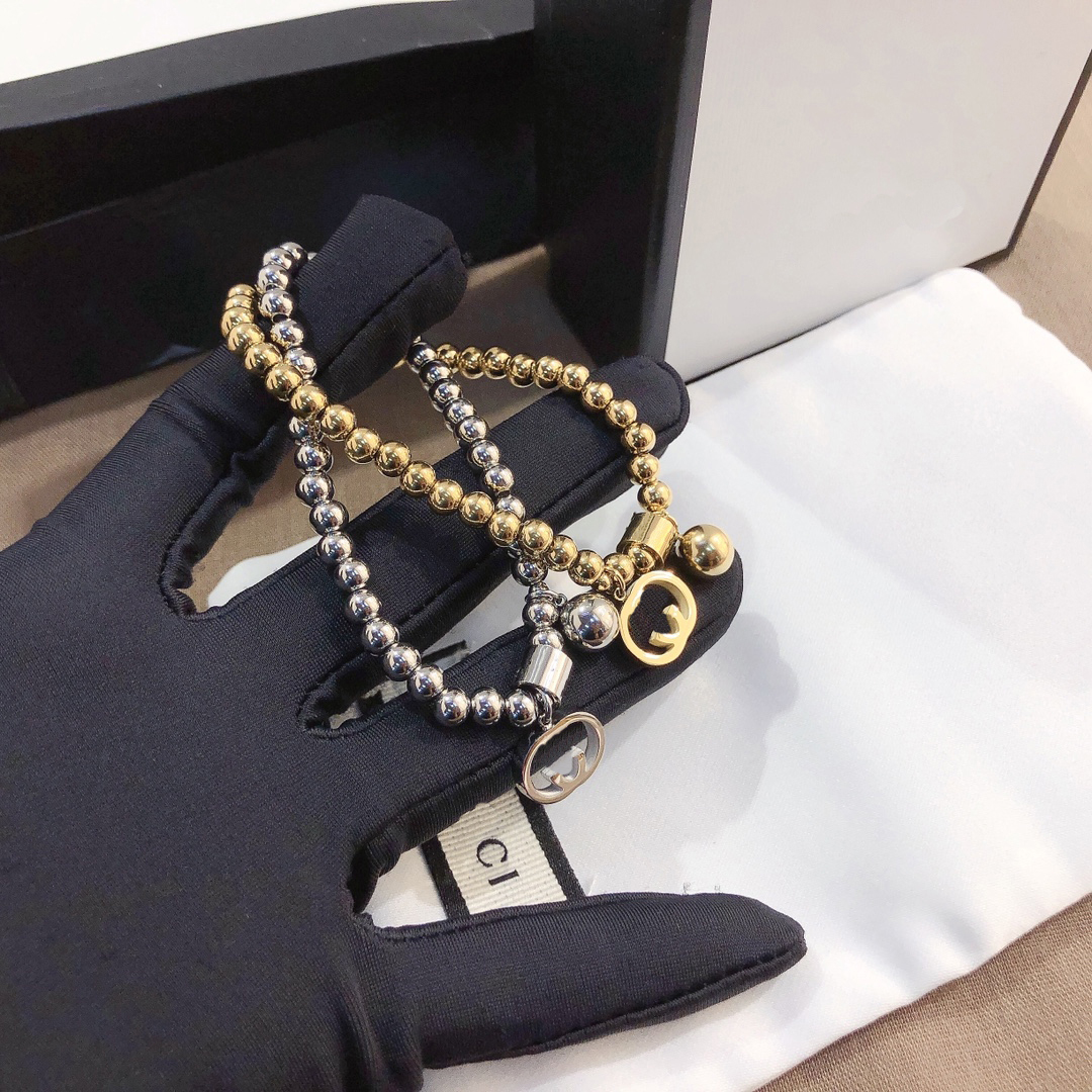 Fsshion Stamp Bracelets Womens Bangle Wristband Cuff Chain Designer Letter Jewelry 18K Gold Plated Stainless steel Wedding Lovers Gift Bangles Wholesale L079 
Fsshion Stamp Bracelets Womens Bangle Wristband Cuff Chain Designer Letter Jewelry 18K Gold Plated Stainless steel Wedding Lovers Gift Bangles Wholesale L079