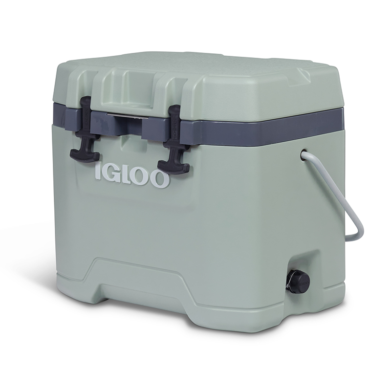 Igloo Overland 25 qt. Ice Chest Cooler Green compass