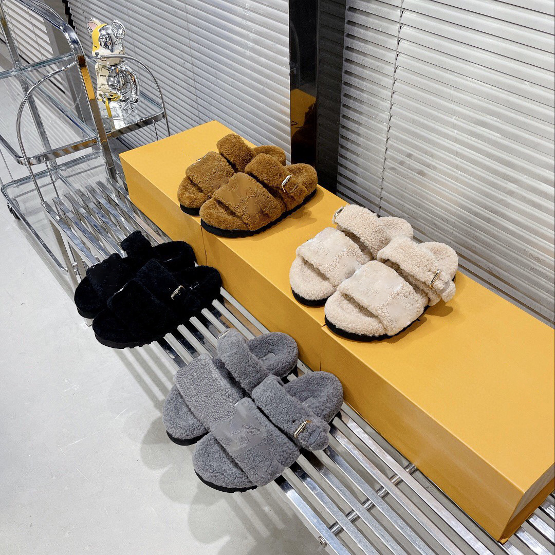 Women Paseo Comfort Slipper Designer Fluffy Warm Comfortable Fashion Slippers Fleece Leather Bom Dia sandals Size35-40, Color3
Women Paseo Comfort Slipper Designer Fluffy Warm Comfortable Fashion Slippers Fleece Leather Bom Dia sandals Size35-40, Color3