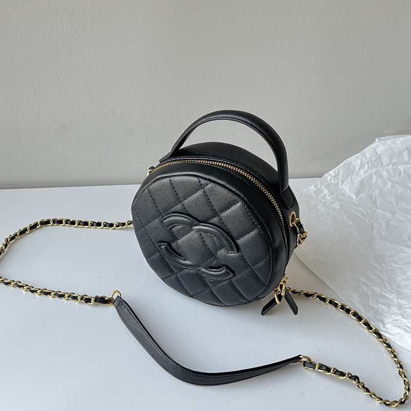 23Ss Womens Designer Round Vanity Box Bags With Top Handle Totes Cosmetic Case Caviar Leather Purse Gold metal Hardware Matelasse Chain Shoulder Handbags 17CM
23Ss Womens Designer Round Vanity Box Bags With Top Handle Totes Cosmetic Case Caviar Leather Purse Gold metal Hardware Matelasse Chain Shoulder Handbags 17CM