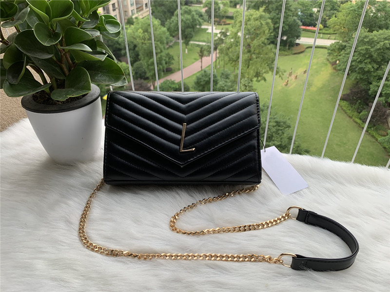 Top Quality Designer Handbags With dust bag tote sheepskin caviar metal chain silver Handbag Leather Shoulder Flip cover diagonal Bags, Invoices (are not sold separately
Top Quality Designer Handbags With dust bag tote sheepskin caviar metal chain silver Handbag Leather Shoulder Flip cover diagonal Bags, Invoices (are not sold separately