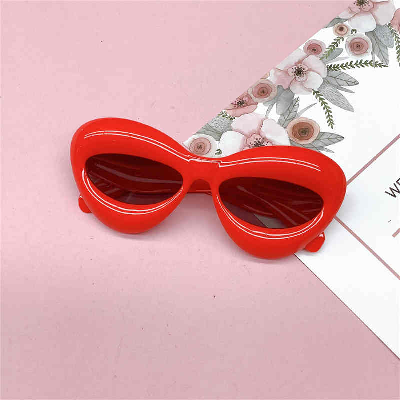 New Kids Cat Eye Sunglasses Children Lovely Lip Cjo Girls Boys Ultraviolet-proof Infant Cute Glasses Eyewear Z260305