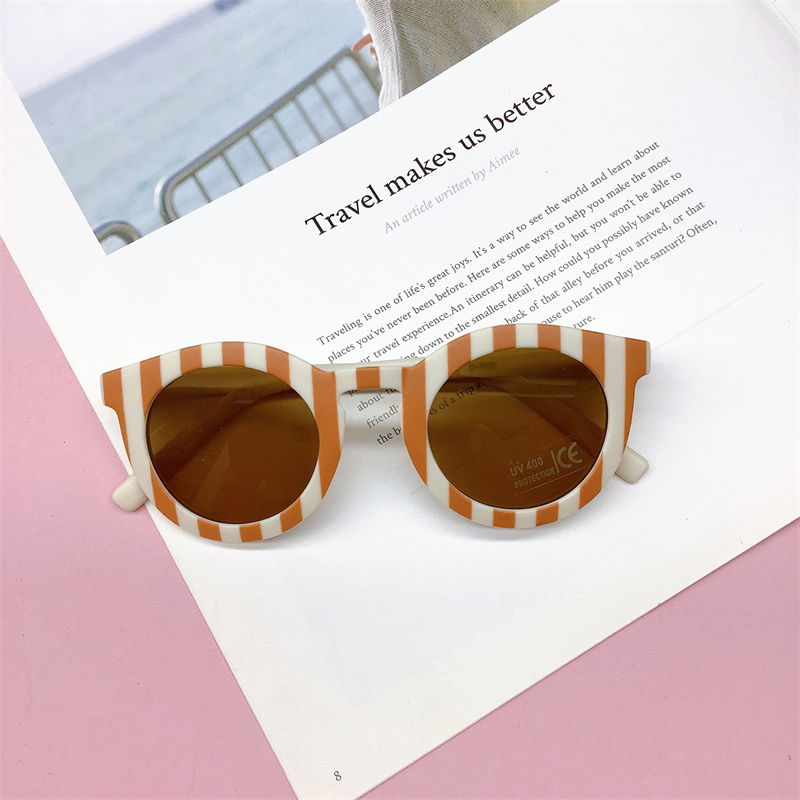 Cute eyewear parent child frosted glasses 1-8 year old baby decorative trendy kids Sunglasses Z260305