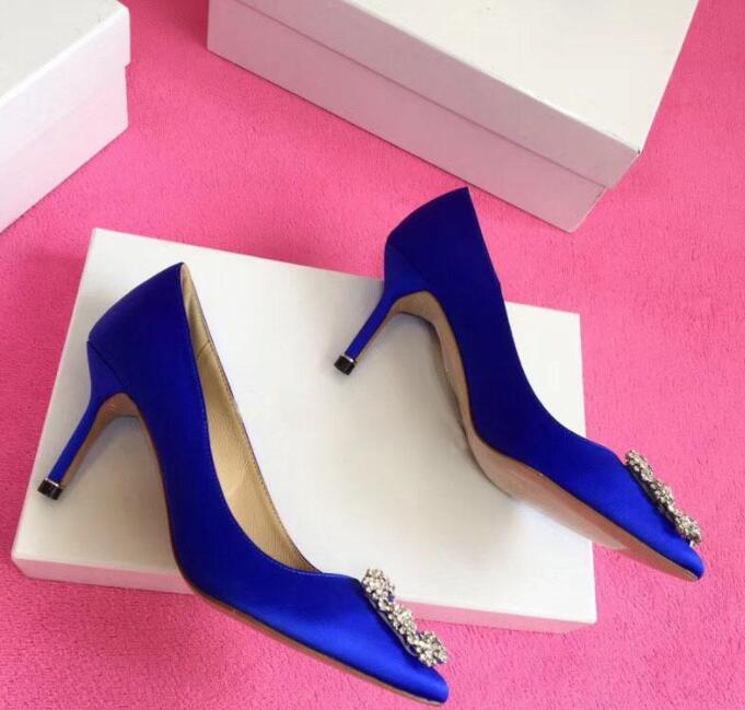 Designer High Heel Pointed Shoes Metal Square Buckle Silk Genuine Leather Red Wedding Shoes 6cm 8cm 10cm Thin Heels Classics Women's Pumps 35-42, Silver
Designer High Heel Pointed Shoes Metal Square Buckle Silk Genuine Leather Red Wedding Shoes 6cm 8cm 10cm Thin Heels Classics Women's Pumps 35-42, Silver