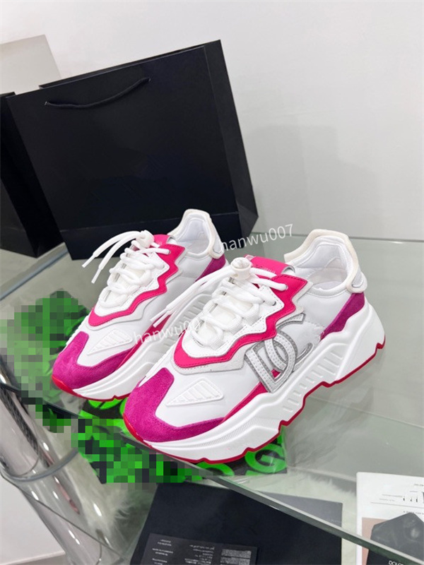 2023 designer Boots luxury shoes men women reflective sneakers Genuine Leather sneakers party velvet calfskin mixed fiber casual shoe size35-45 jc220614, 10
2023 designer Boots luxury shoes men women reflective sneakers Genuine Leather sneakers party velvet calfskin mixed fiber casual shoe size35-45 jc220614, 10