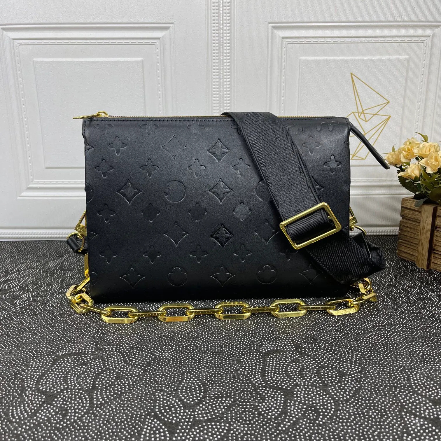 Designer bag fashion Womens crossbody bag luxury pouch Crossbody bag Simple design chain baguette bag Shoulder bag, Customize
Designer bag fashion Womens crossbody bag luxury pouch Crossbody bag Simple design chain baguette bag Shoulder bag, Customize