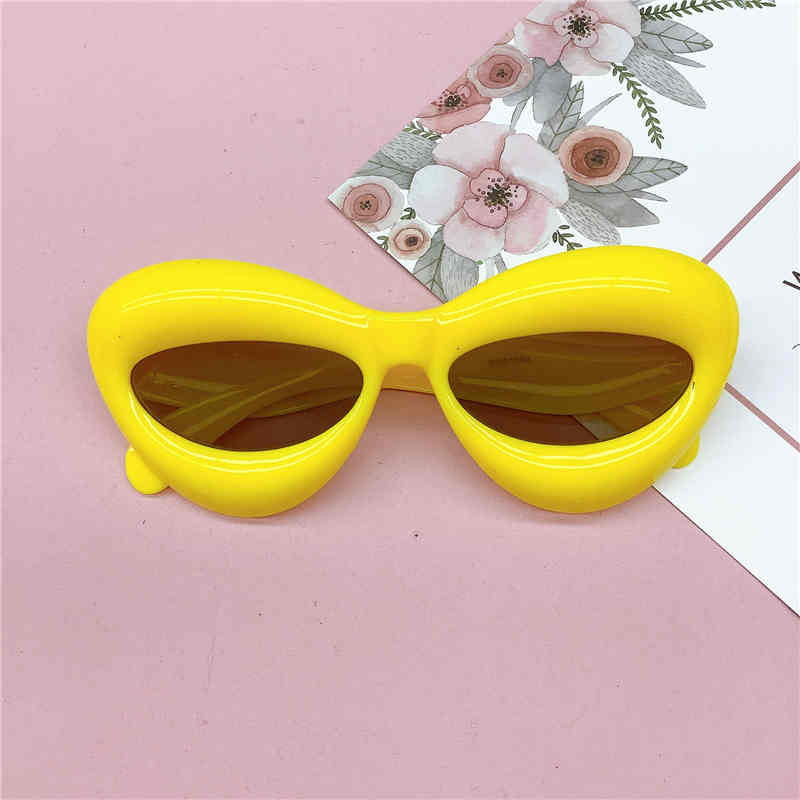 New Kids Cat Eye Sunglasses Children Lovely Lip Cjo Girls Boys Ultraviolet-proof Infant Cute Glasses Eyewear Z260305