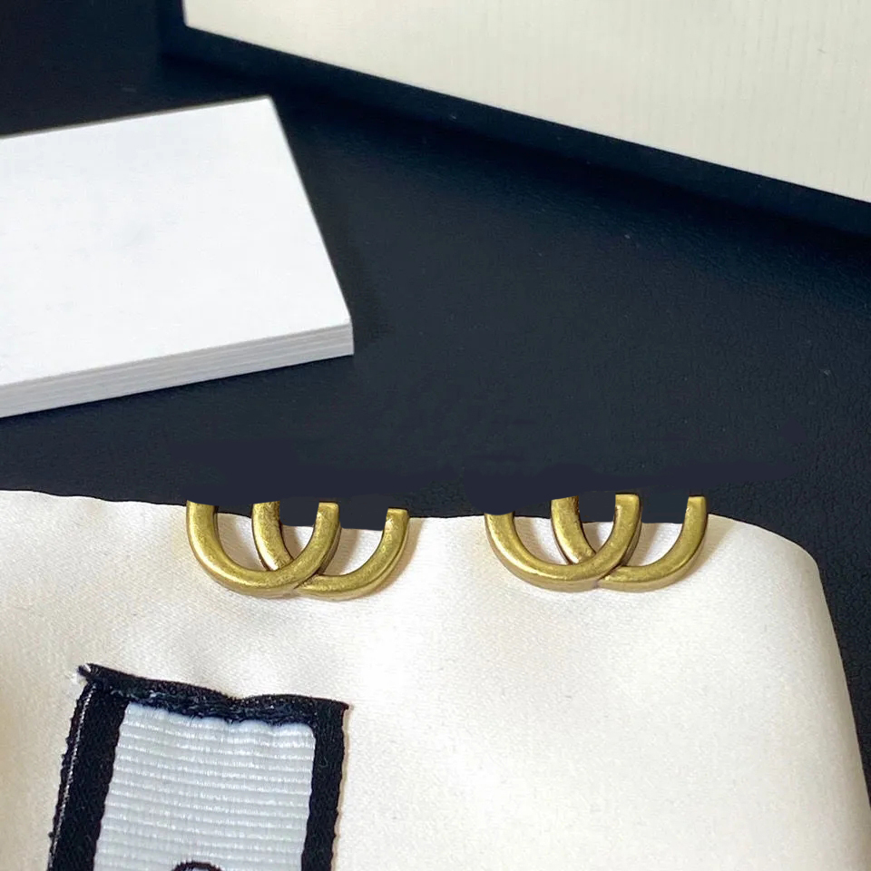 Charm Gu earrings designers jewellery luxury 18K gold classic double G Stud girl cjewelers original packaging
Charm Gu earrings designers jewellery luxury 18K gold classic double G Stud girl cjewelers original packaging