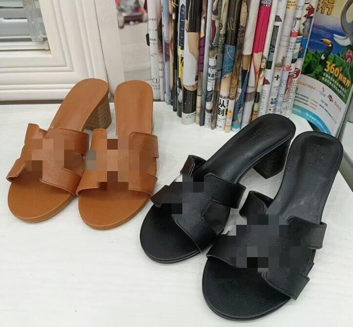 Designers Pool Pillow Mules Women Sandals Sunset high-heeled shoes Comfort Mules Padded Front Strap Slippers Fashionable Easy-to-wear Style Slides 689
Designers Pool Pillow Mules Women Sandals Sunset high-heeled shoes Comfort Mules Padded Front Strap Slippers Fashionable Easy-to-wear Style Slides 689